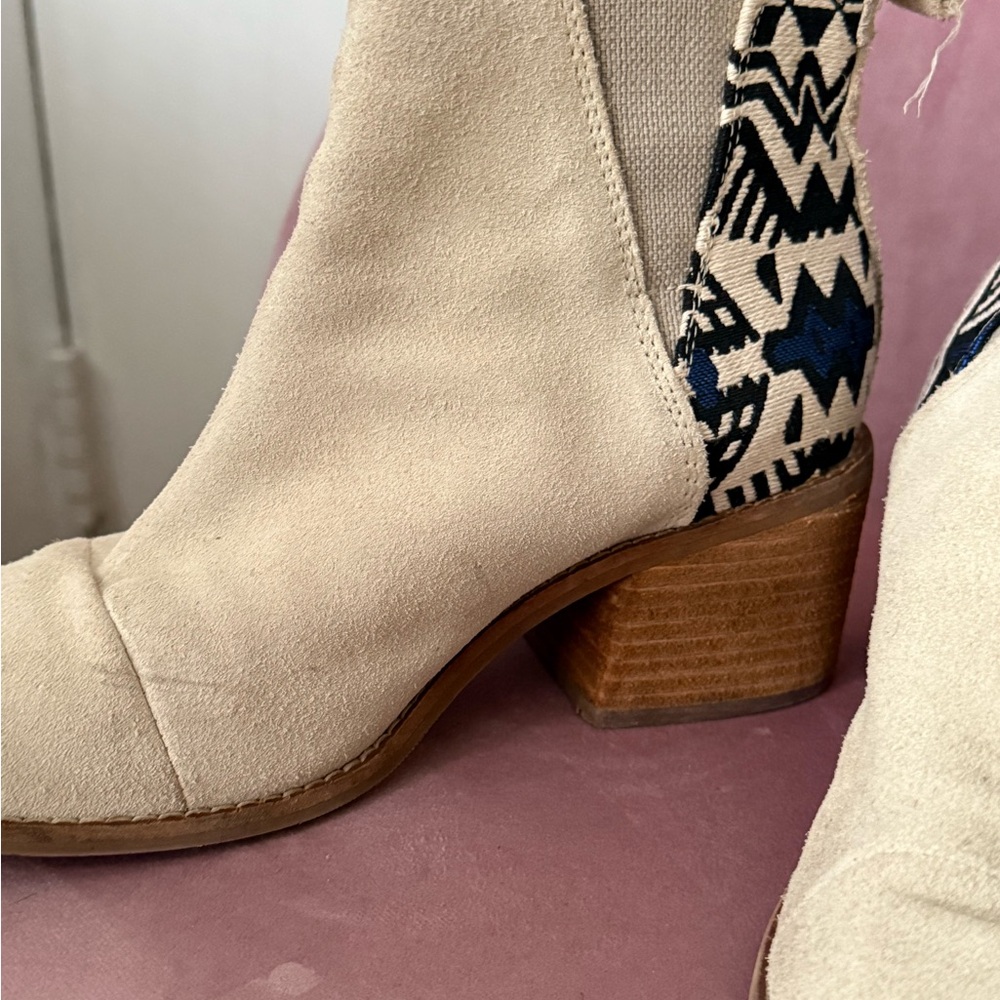 Beige Suede Ankle Boots with Patterned Accent
